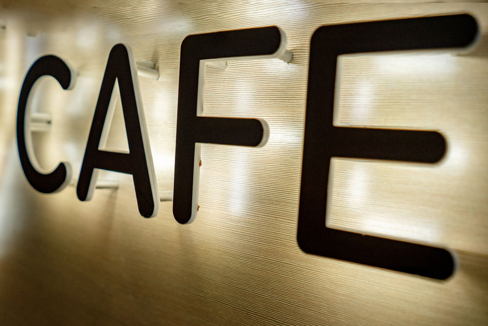 Illuminated channel letter signage